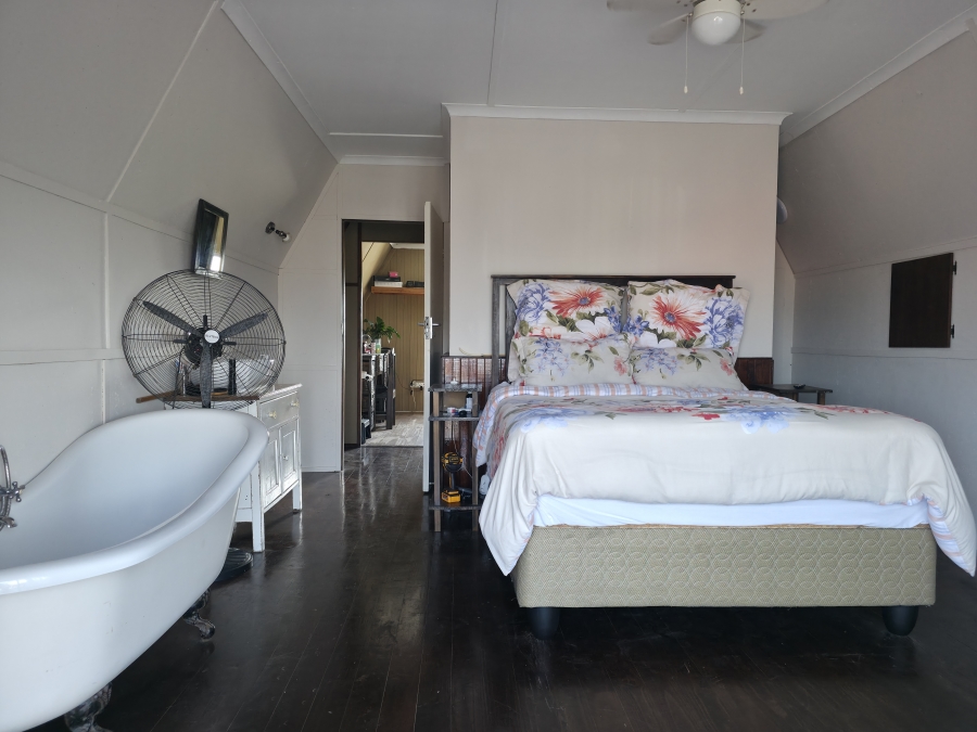 4 Bedroom Property for Sale in Aston Bay Eastern Cape